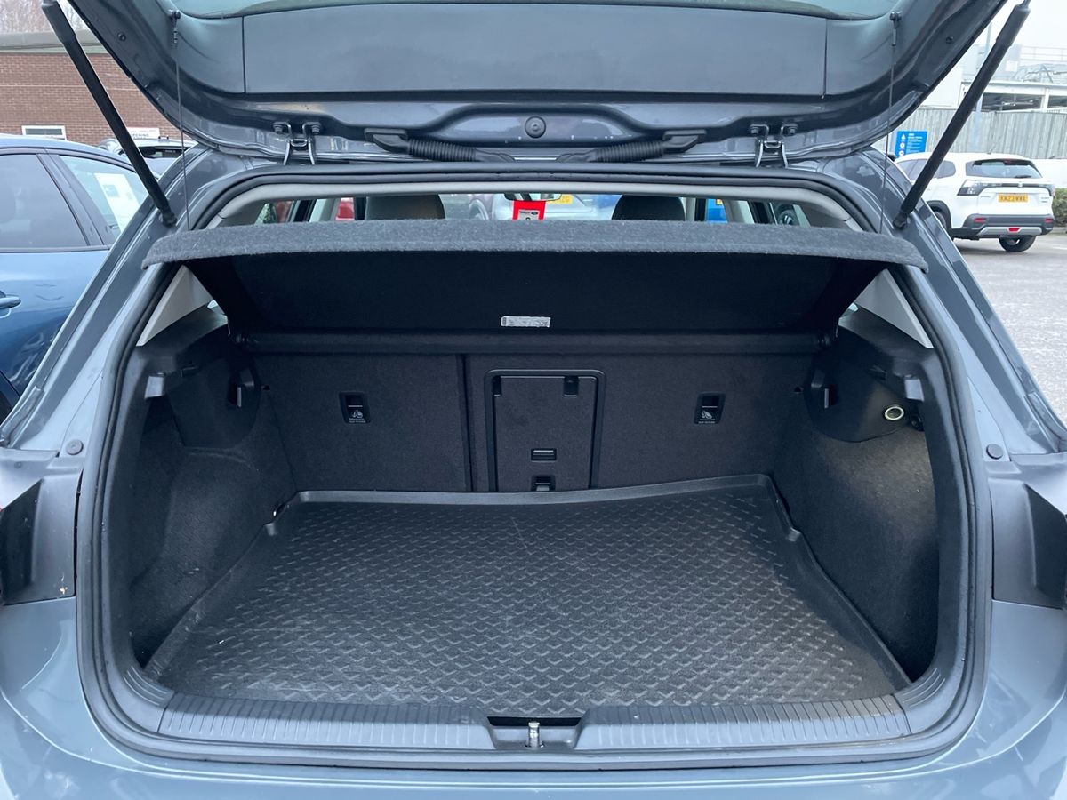 Used Volkswagen Golf 2020 for sale - 77030579: Photo 11