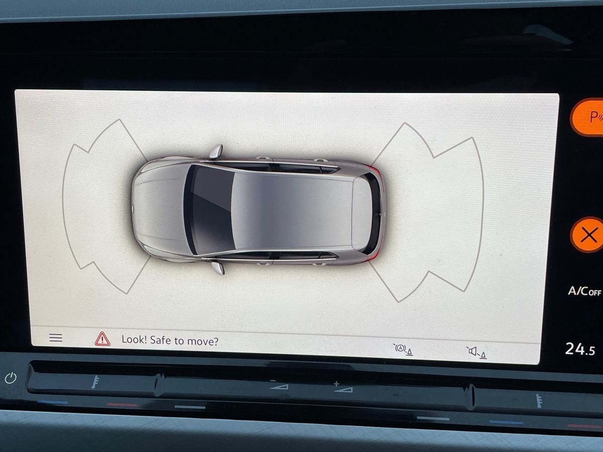 Used Volkswagen Golf 2020 for sale - 77030579: Photo 24