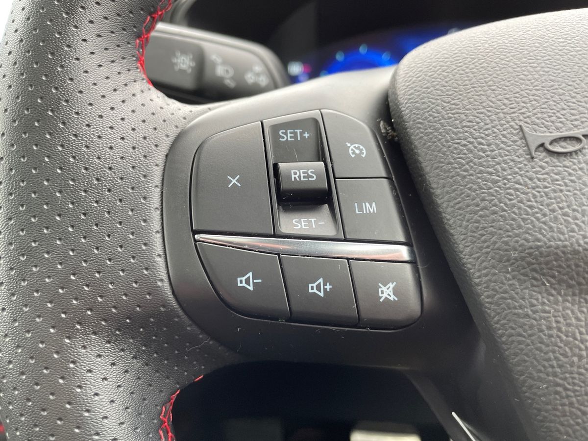 Used Ford Kuga 2023 for sale - 76236528: Photo 30