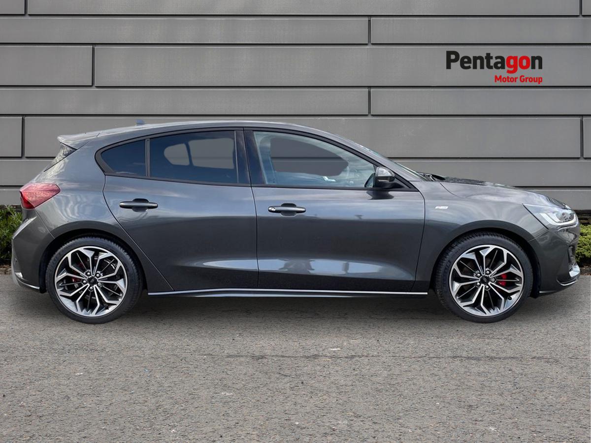 Used Ford Focus 2025 for sale - 76875935: Photo 14