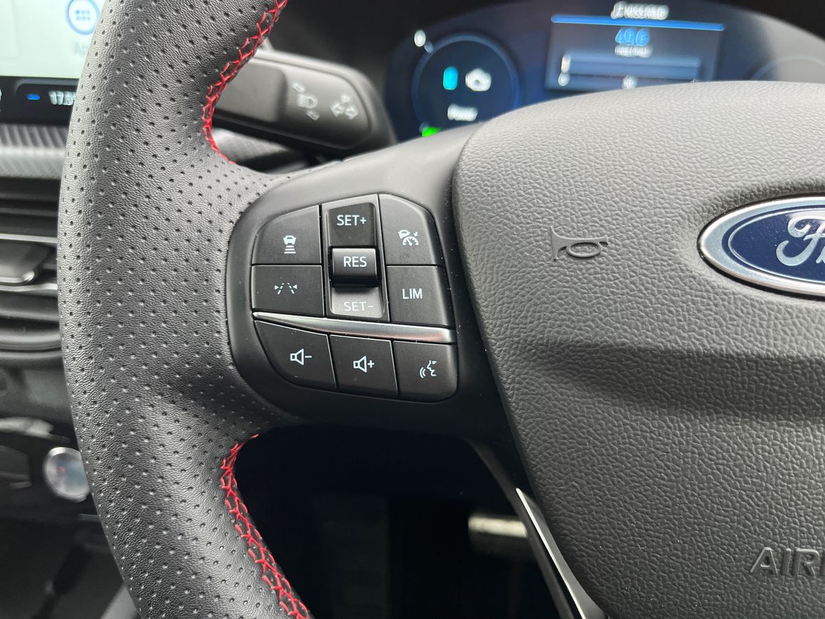 Used Ford Kuga 2025 for sale - 76076969: Photo 37