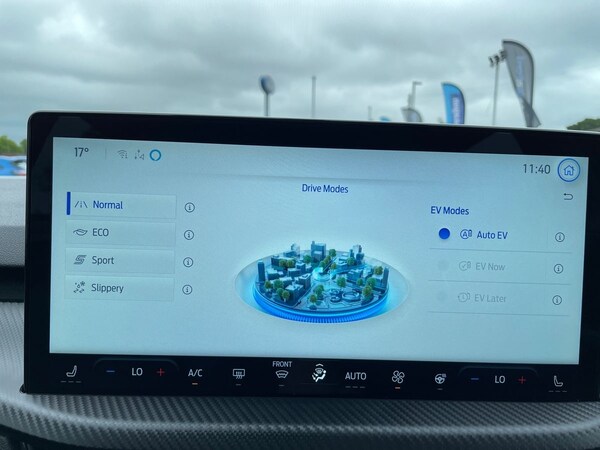 Used Ford Kuga 2025 for sale - 75255119: Photo 26