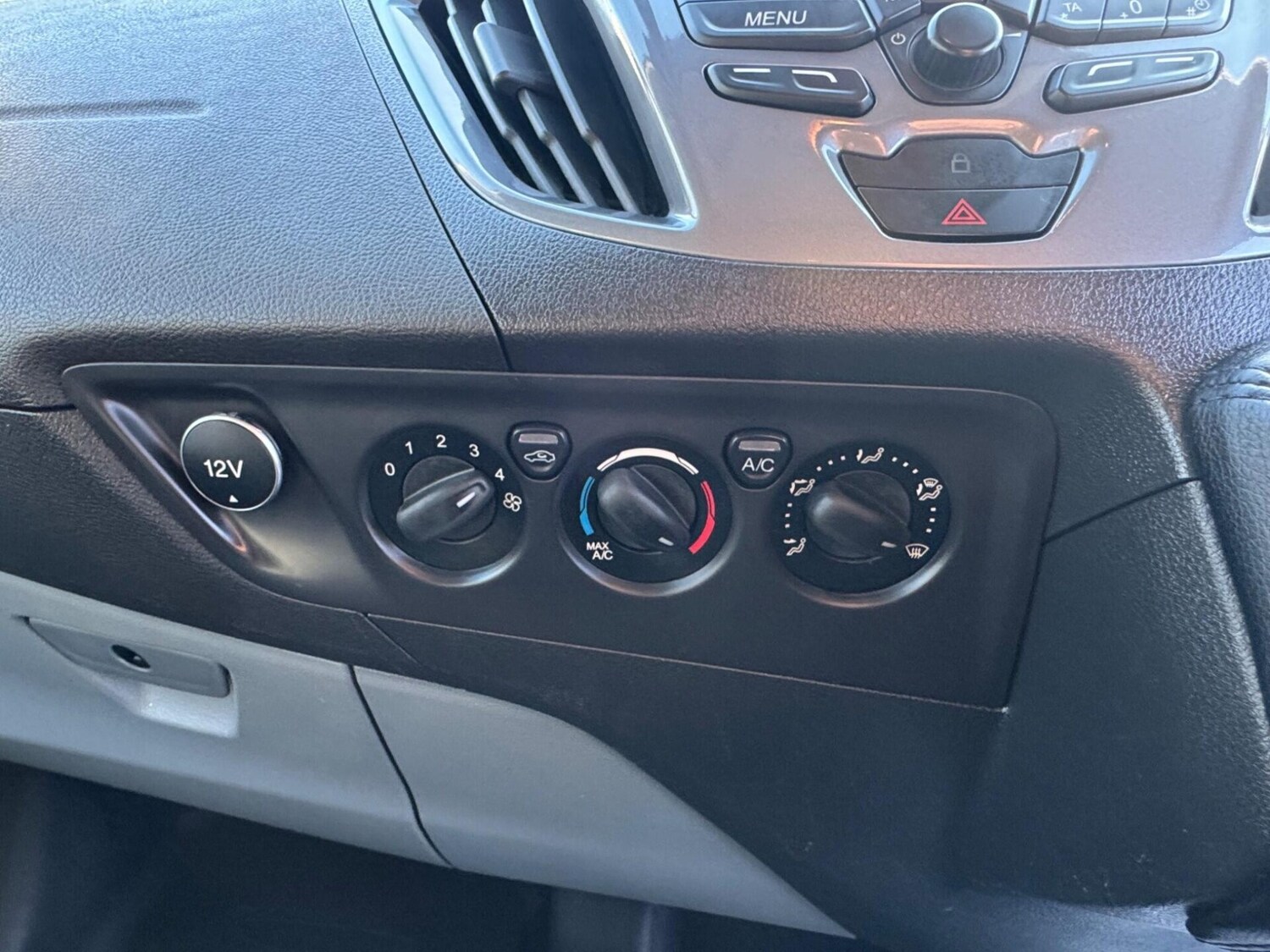 Used Ford Transit Custom 2017 for sale - 77421335: Photo 40