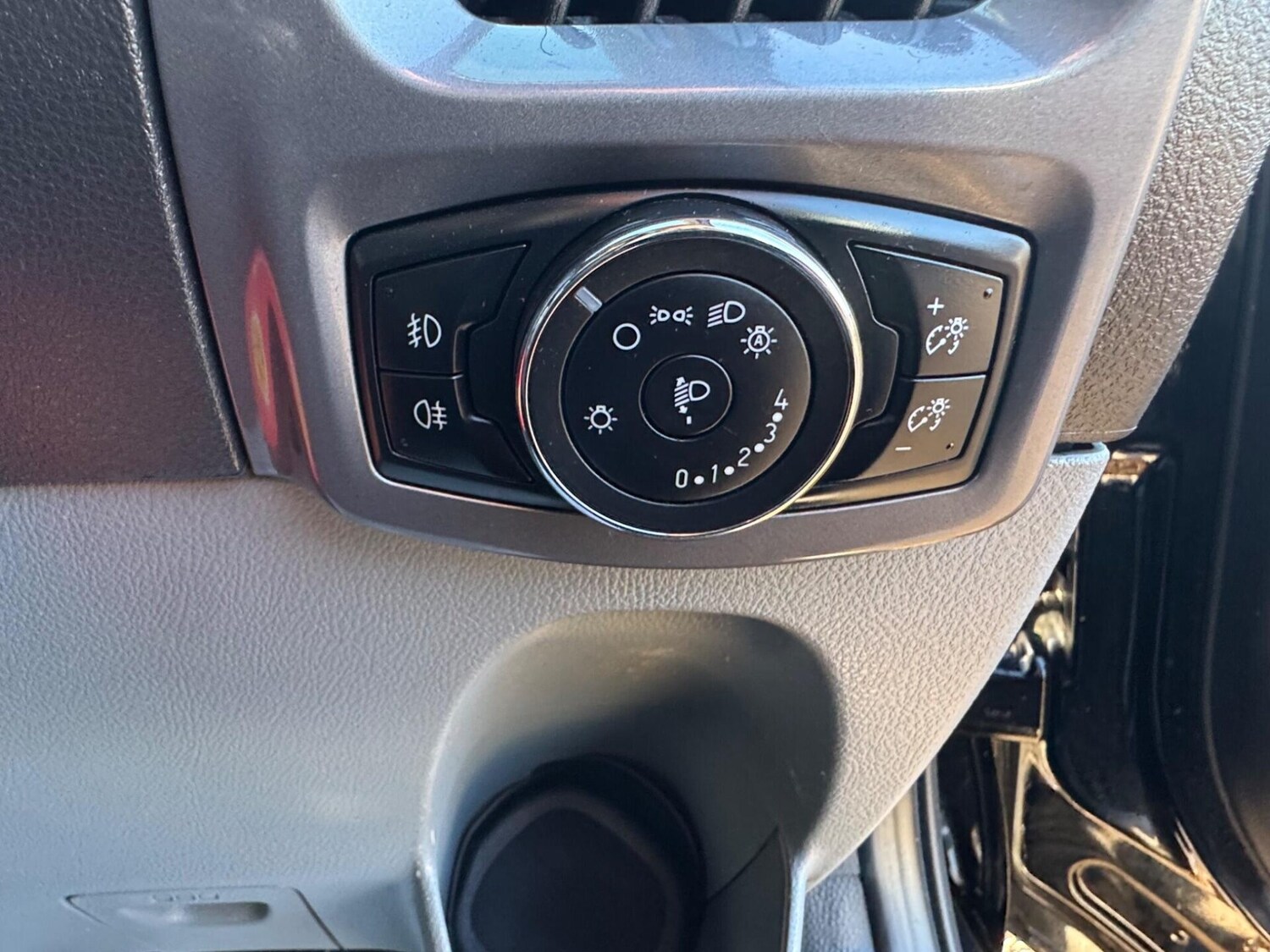 Used Ford Transit Custom 2017 for sale - 77421335: Photo 42