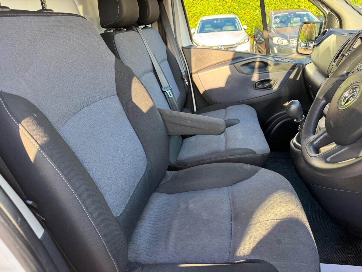 Used Vauxhall Vivaro 2017 for sale - 76798574: Photo 42