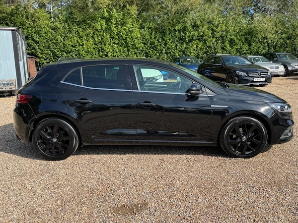 Used Renault Megane 2017 for sale - 76102694: Photo 18