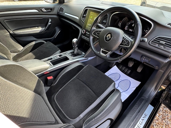 Used Renault Megane 2017 for sale - 76102694: Photo 3