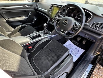 Used Renault Megane 2017 for sale - 76102694: Photo 3