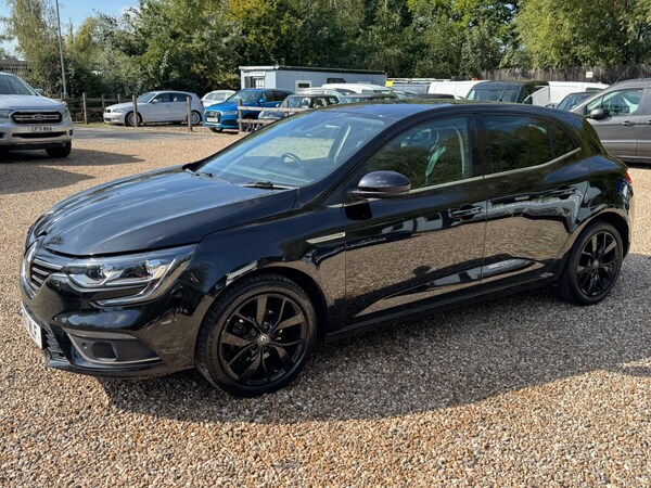 Used Renault Megane 2017 for sale - 76102694: Photo 7
