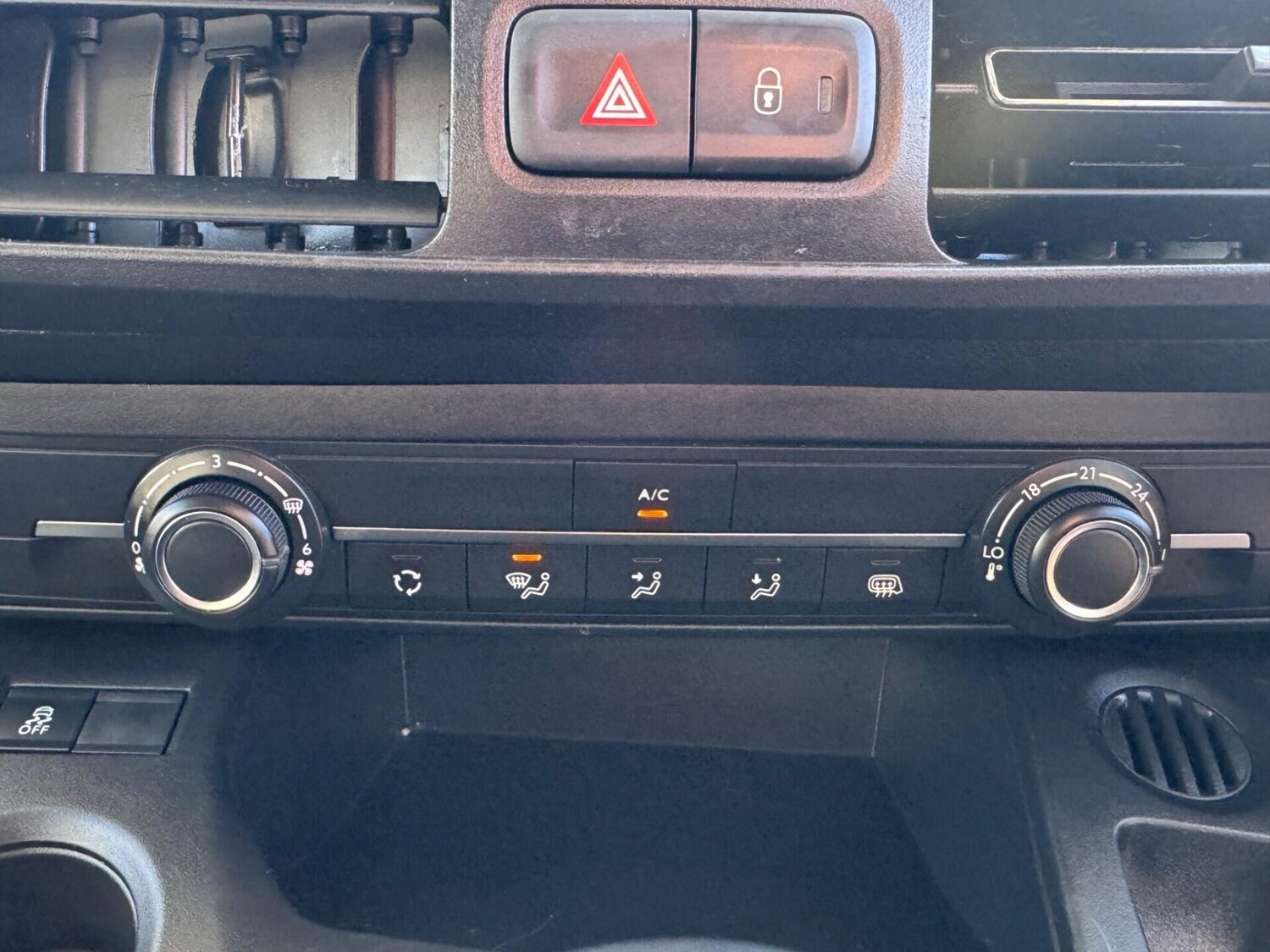 Used Vauxhall Combo 2019 for sale - 77421333: Photo 35