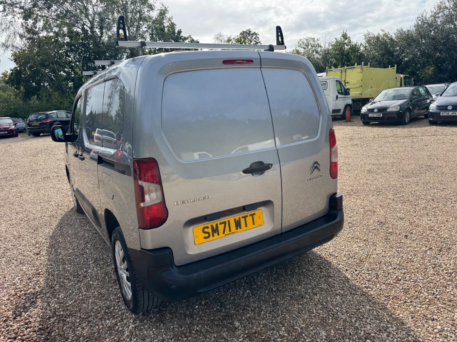 Vehicle 21