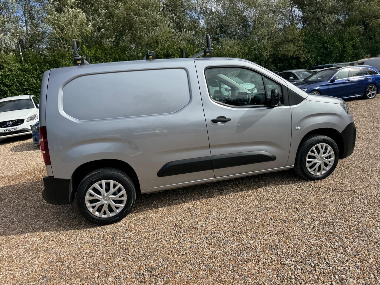 Vehicle 28