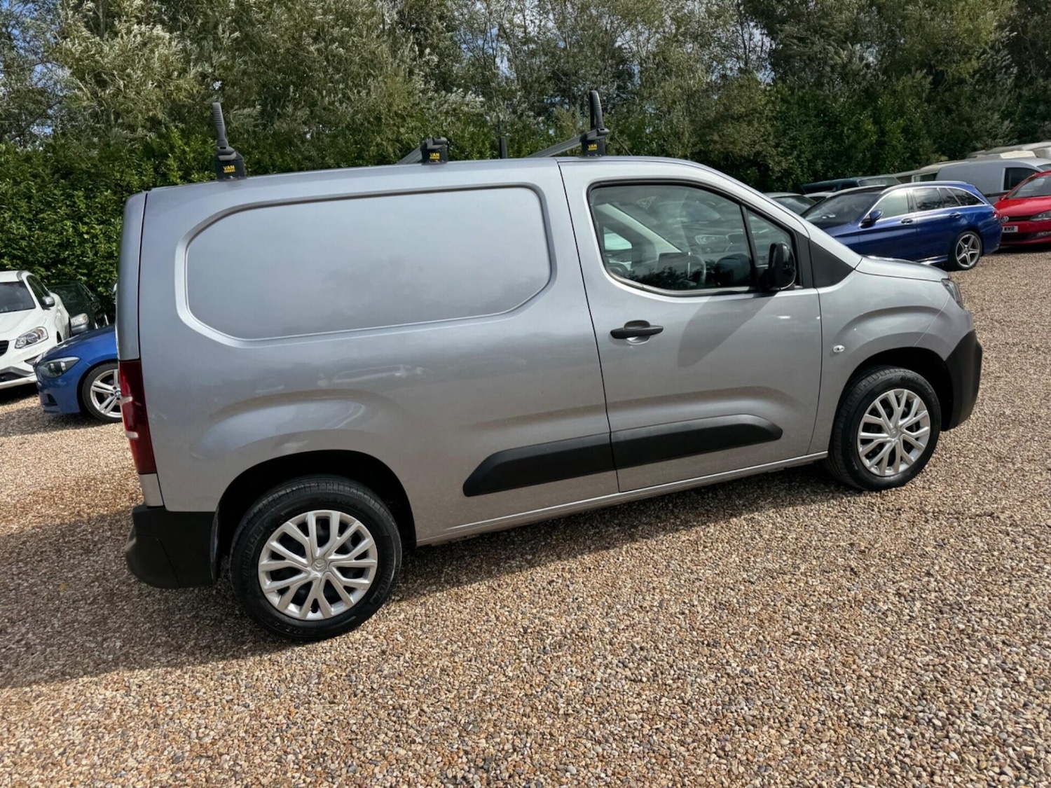 Vehicle 29
