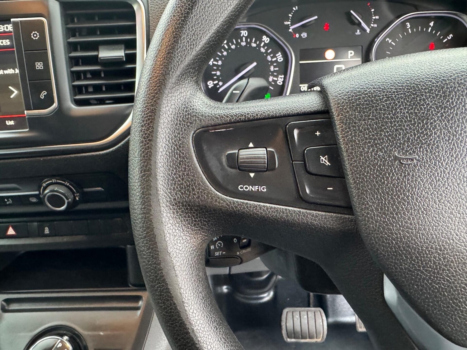 Used Citroen Dispatch 2018 for sale - 76859945: Photo 50