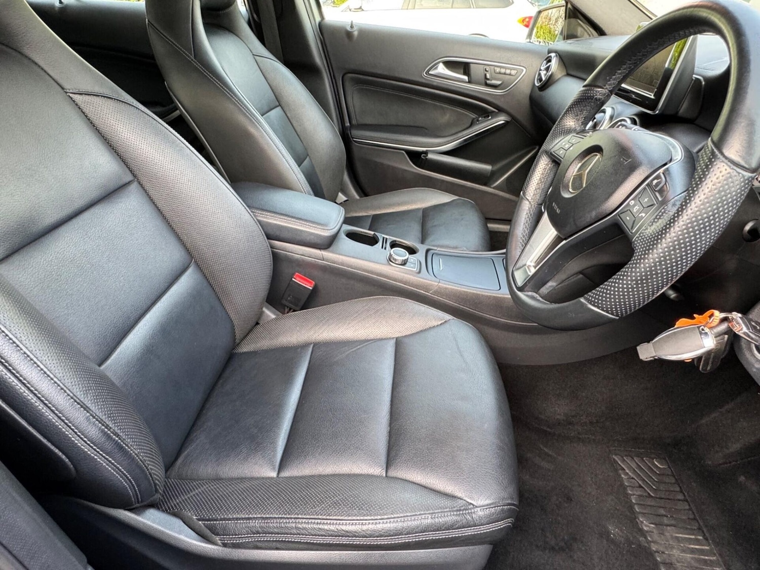 Used Mercedes-Benz A-Class 2013 for sale - 78064367: Photo 25