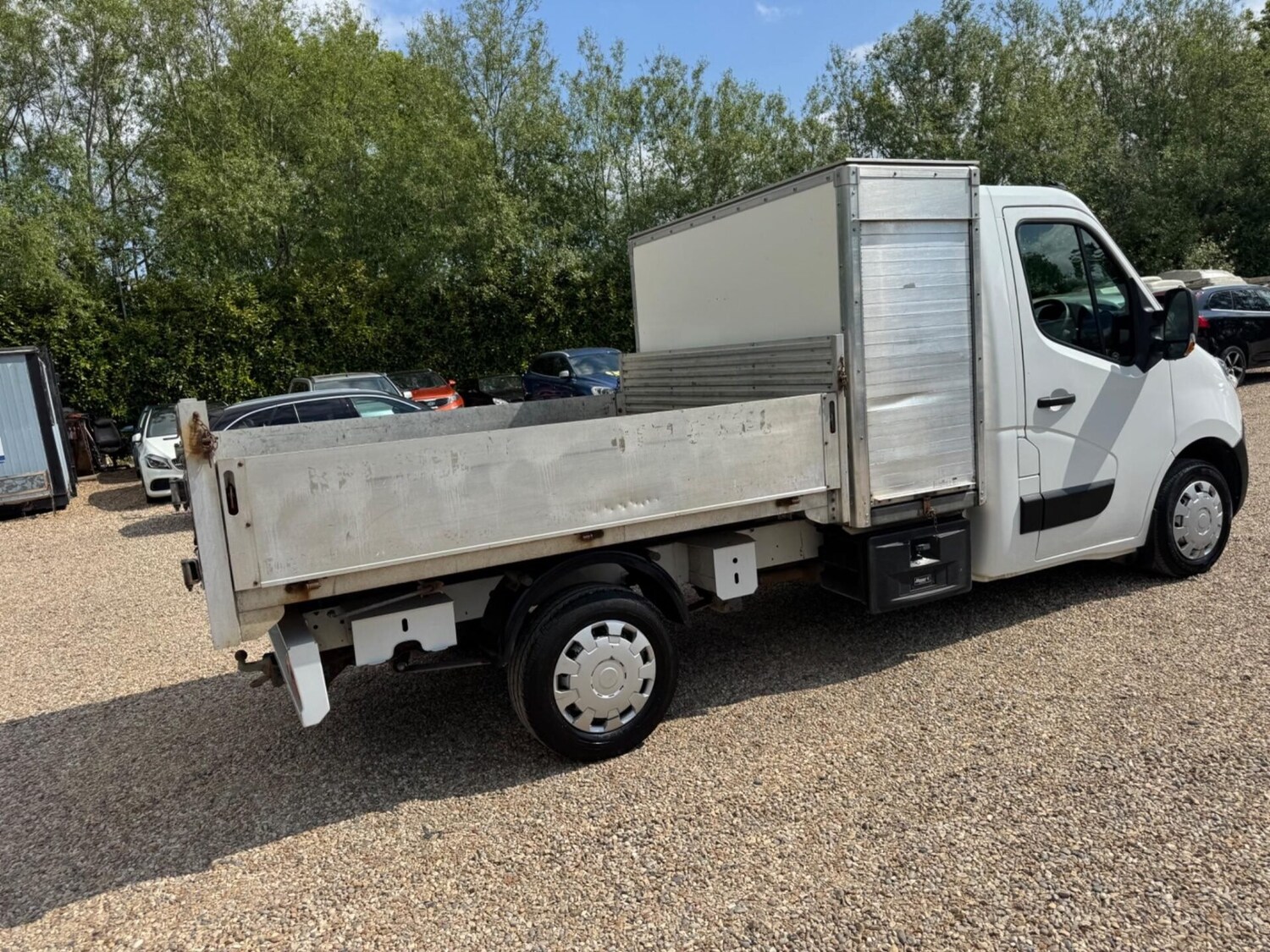 Vehicle 28