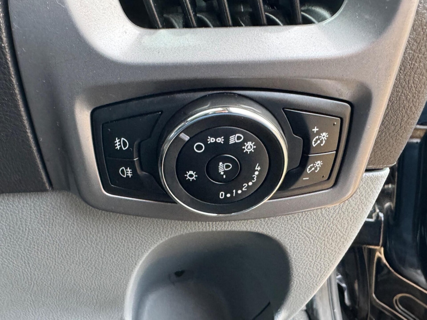 Used Ford Transit Custom 2018 for sale - 77077920: Photo 53