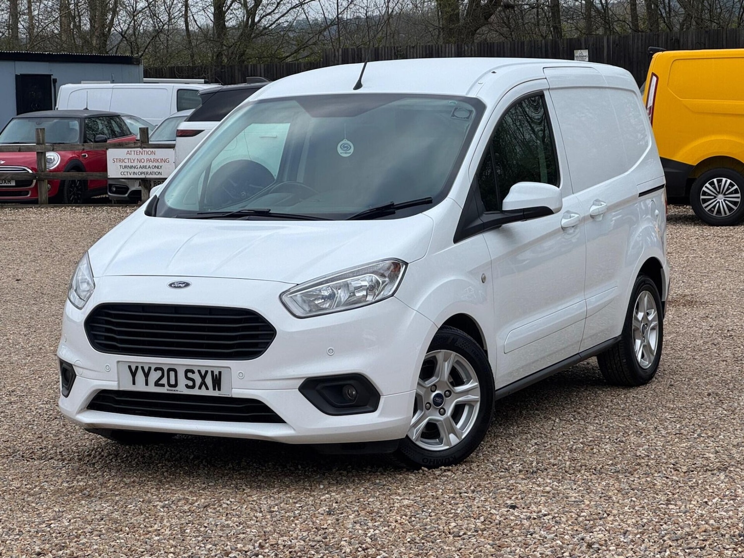 Used Ford Transit Courier 2020 for sale - 78090847: Photo 4