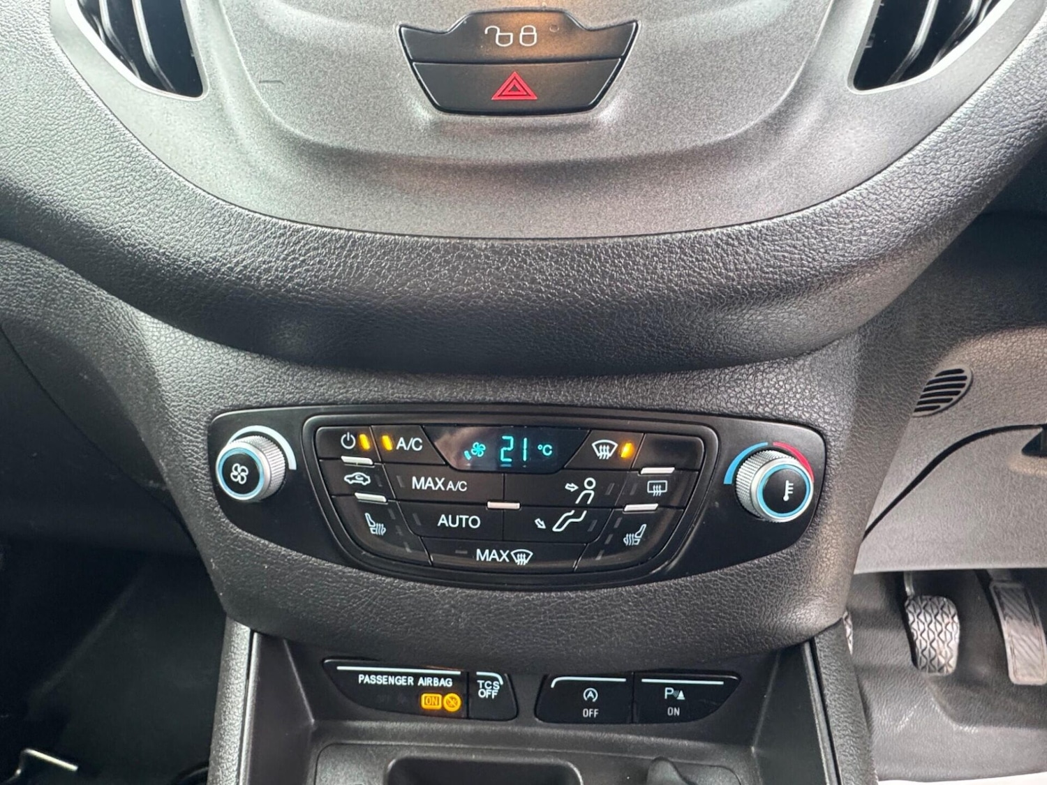 Used Ford Transit Courier 2020 for sale - 78090847: Photo 41