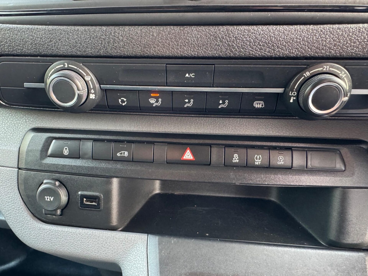 Used Toyota ProAce 2019 for sale - 76413845: Photo 53