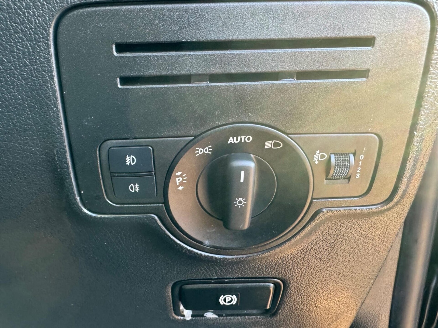 Used Mercedes-Benz Vito 2021 for sale - 76798567: Photo 35