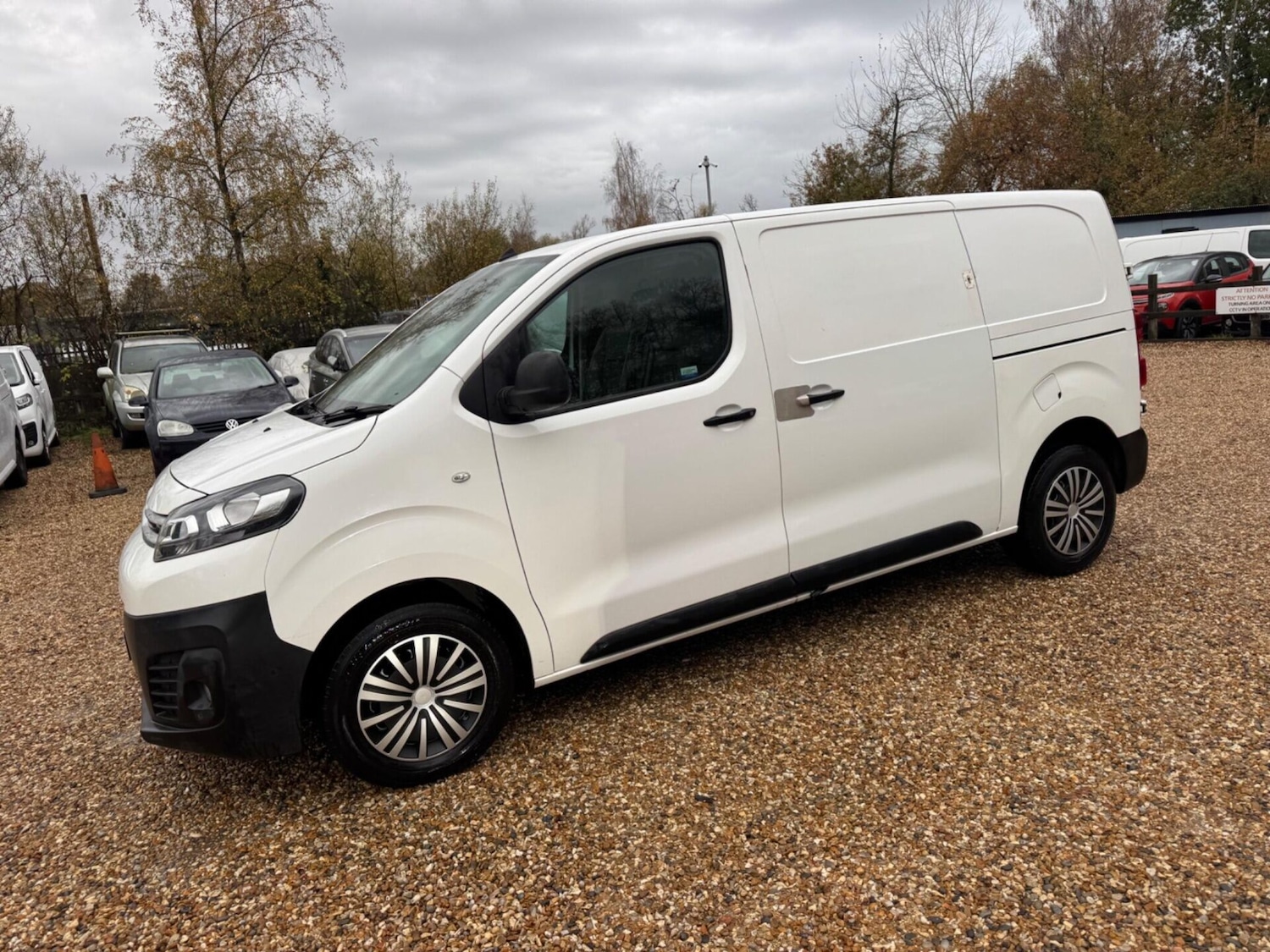 Used Citroen Dispatch 2019 for sale - 76581302: Photo 13