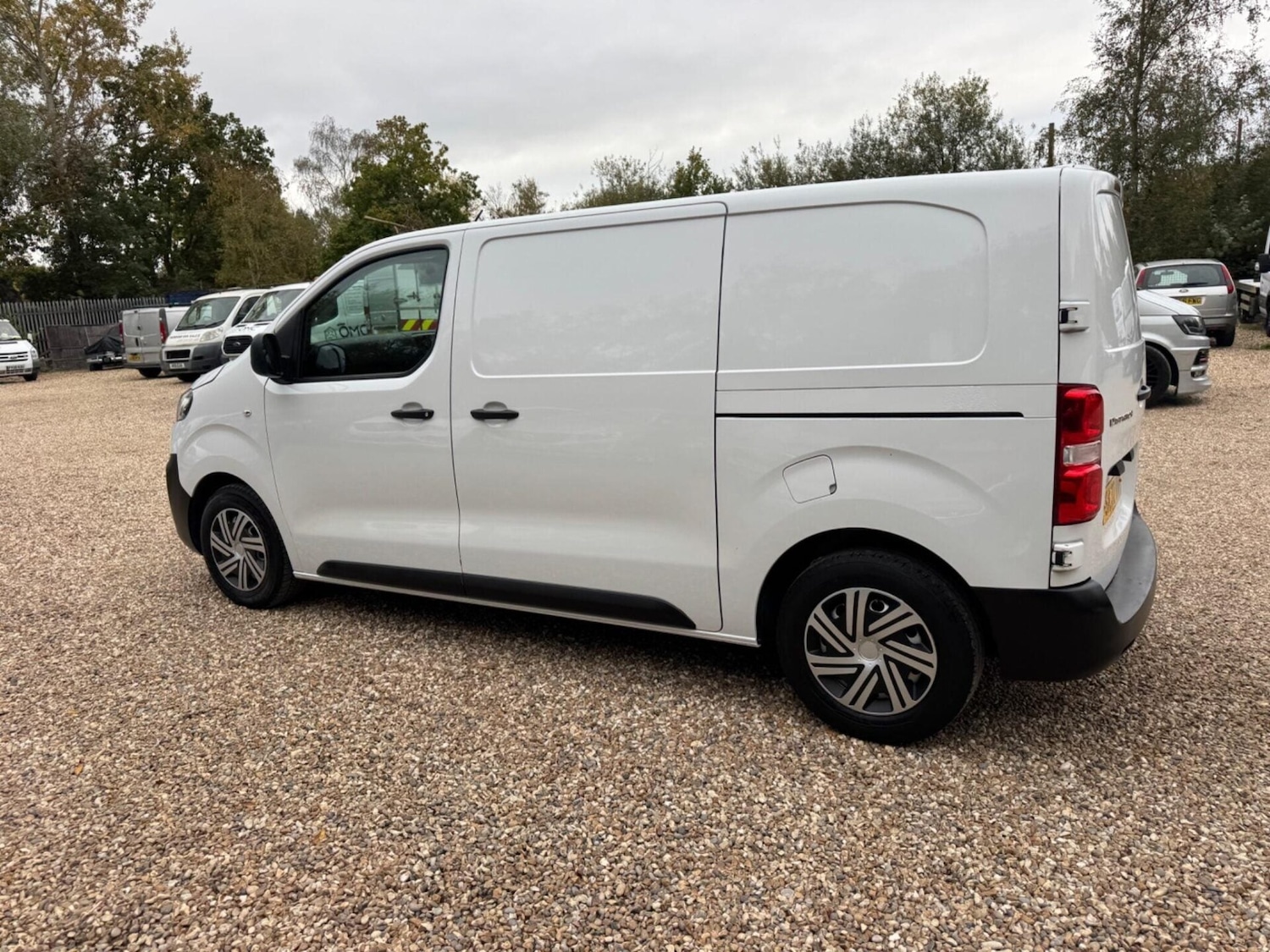 Used Citroen Dispatch 2022 for sale - 76287065: Photo 17