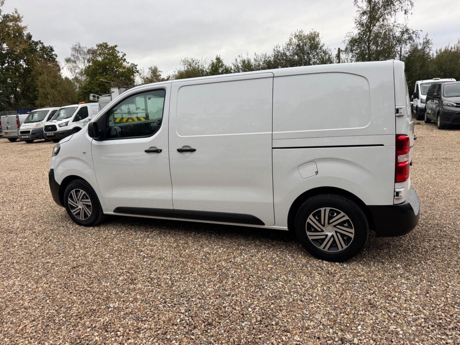 Used Citroen Dispatch 2022 for sale - 76287065: Photo 18