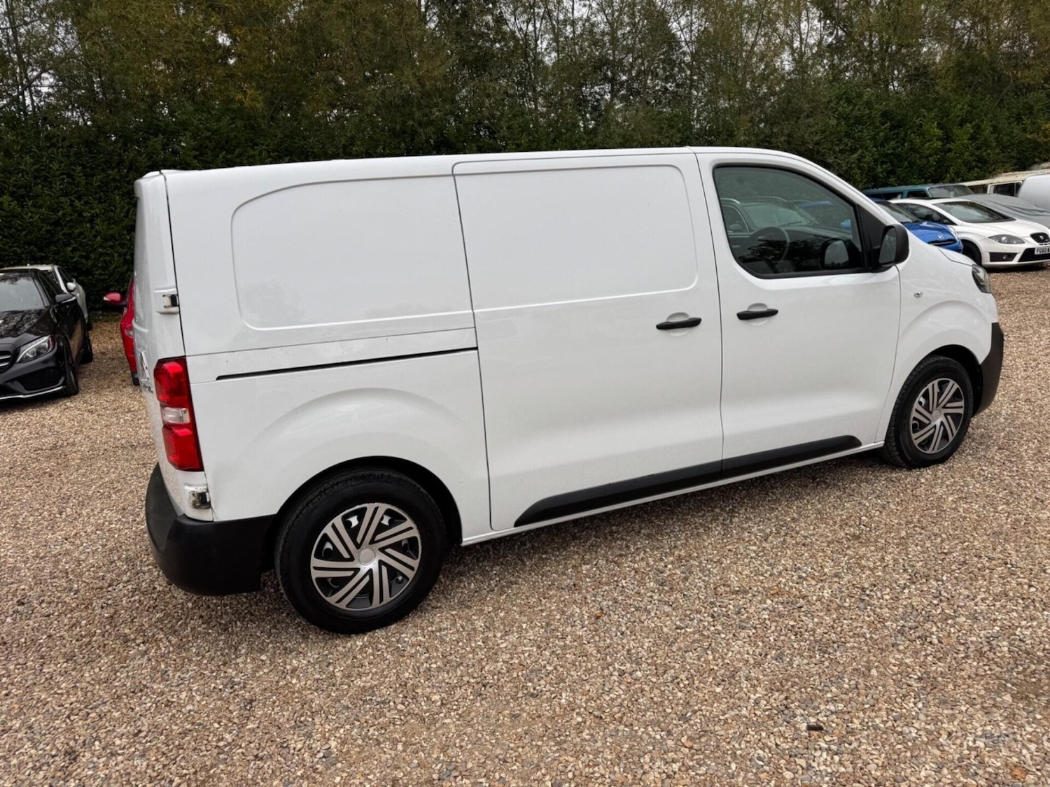 Used Citroen Dispatch 2022 for sale - 76287065: Photo 29