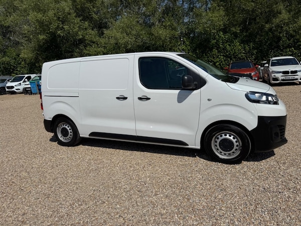 Used Citroen Dispatch 2020 for sale - 75546524: Photo 37