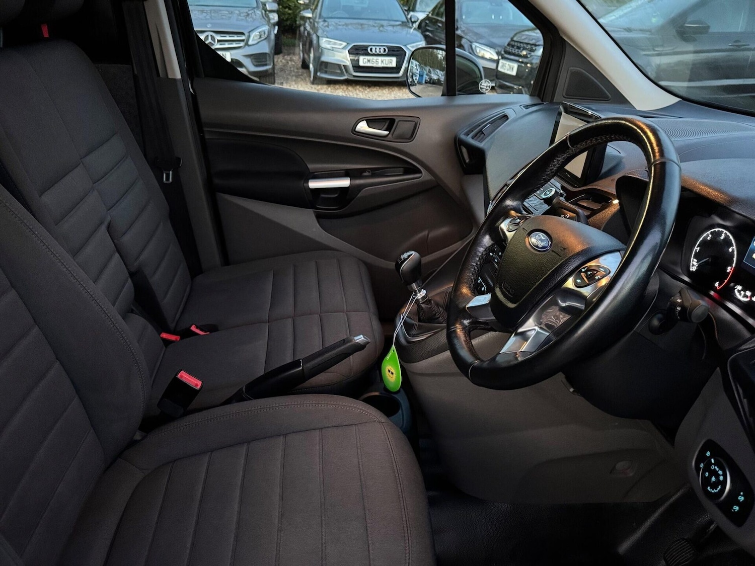 Used Ford Transit Connect 2020 for sale - 77129015: Photo 41