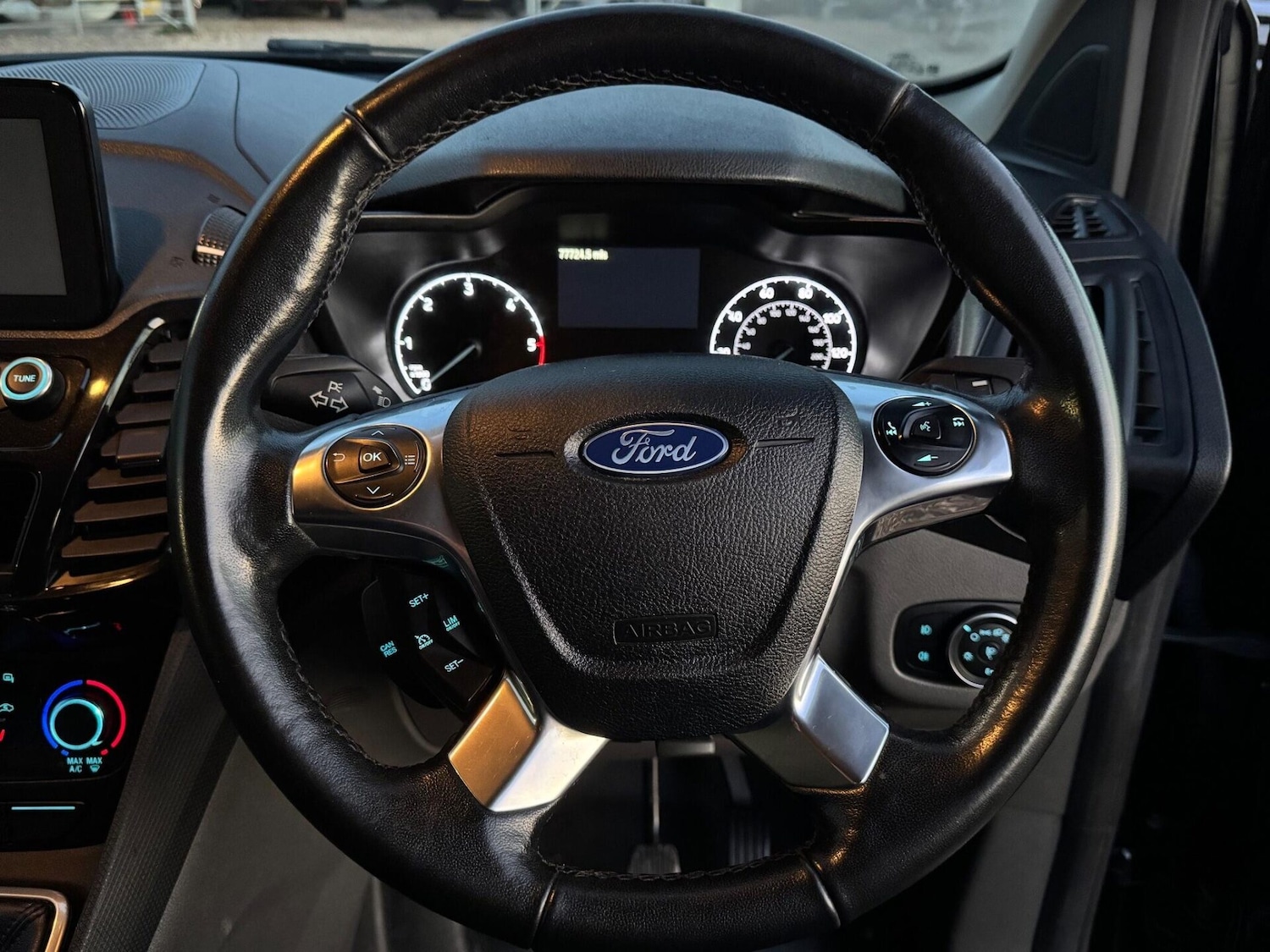 Used Ford Transit Connect 2020 for sale - 77129015: Photo 44