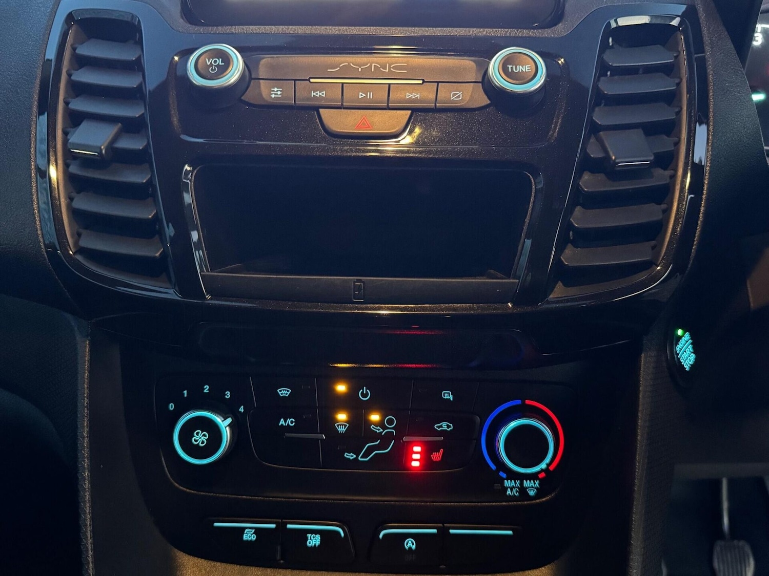 Used Ford Transit Connect 2020 for sale - 77129015: Photo 47