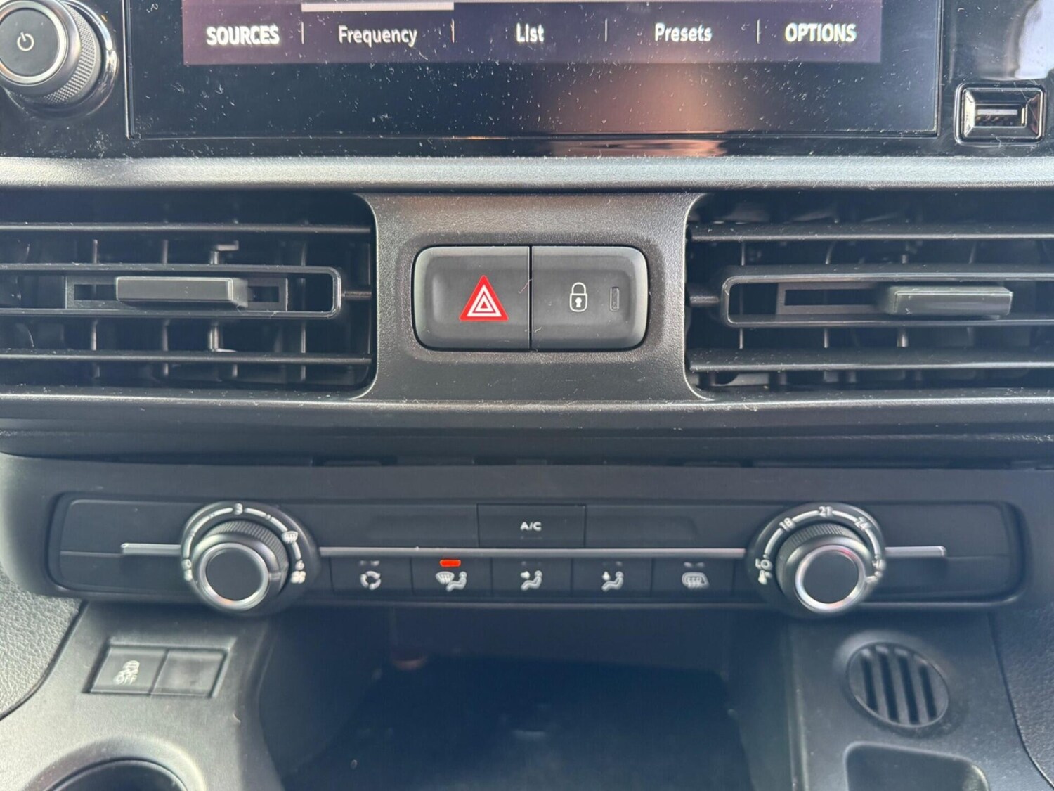 Used Vauxhall Combo 2019 for sale - 77571192: Photo 42