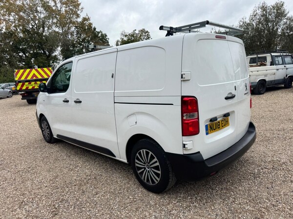 Used Peugeot Expert 2018 for sale - 76301203: Photo 21