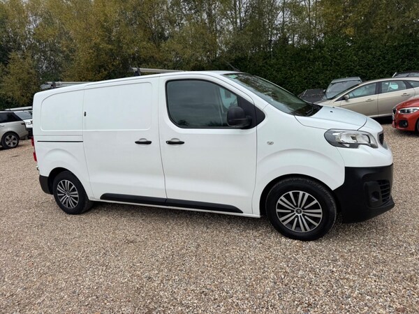 Used Peugeot Expert 2018 for sale - 76301203: Photo 32