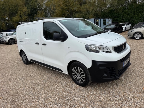 Used Peugeot Expert 2018 for sale - 76301203: Photo 35
