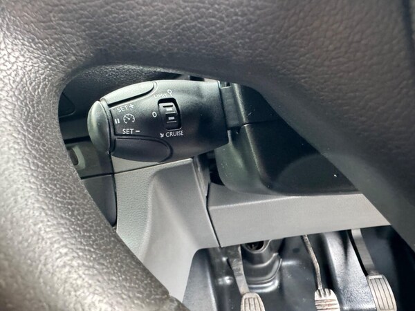 Used Peugeot Expert 2018 for sale - 76301203: Photo 47