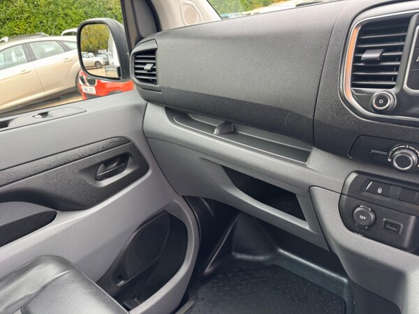 Used Peugeot Expert 2018 for sale - 76301203: Photo 48