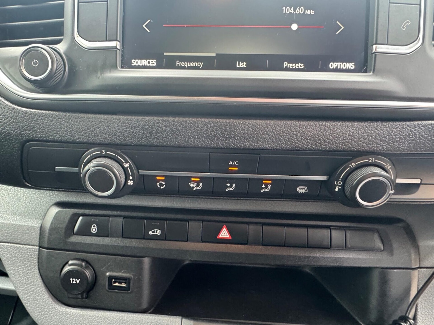 Used Vauxhall Vivaro 2021 for sale - 77617965: Photo 39