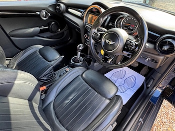 Used MINI Hatch 2017 for sale - 75872670: Photo