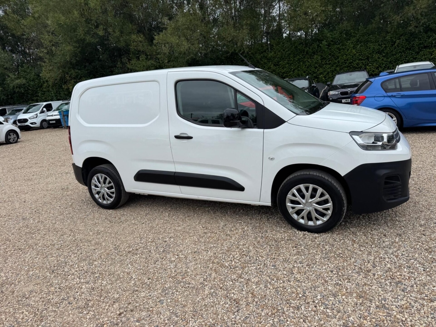 Vehicle 33