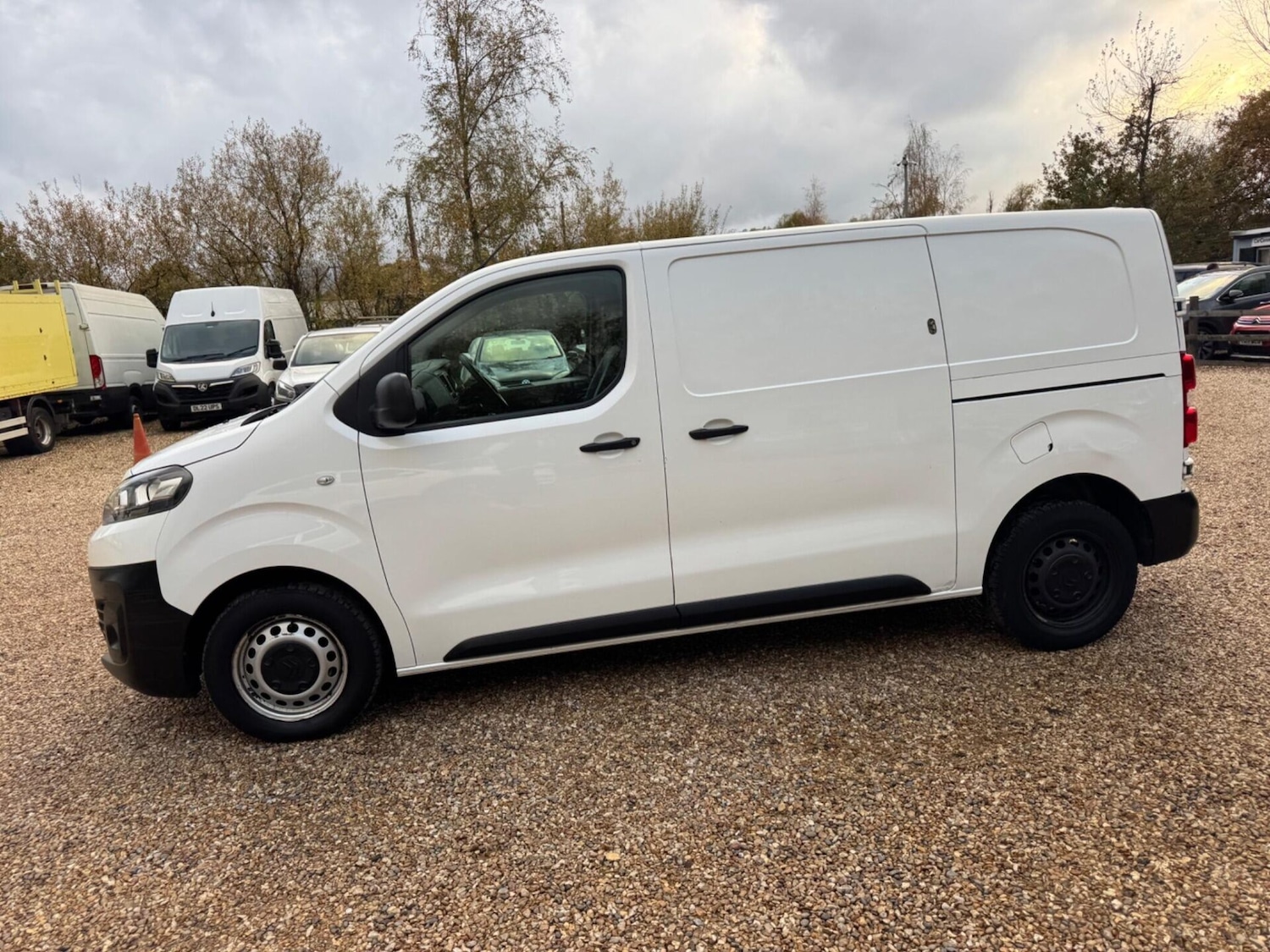 Used Citroen Dispatch 2020 for sale - 76495489: Photo 15