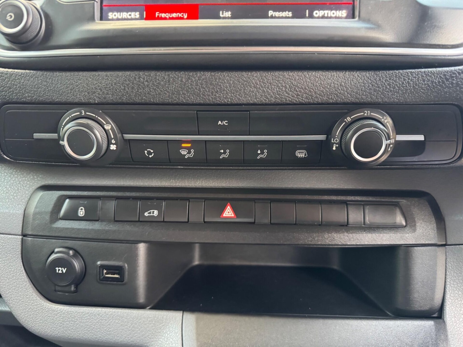 Used Citroen Dispatch 2020 for sale - 76495489: Photo 48