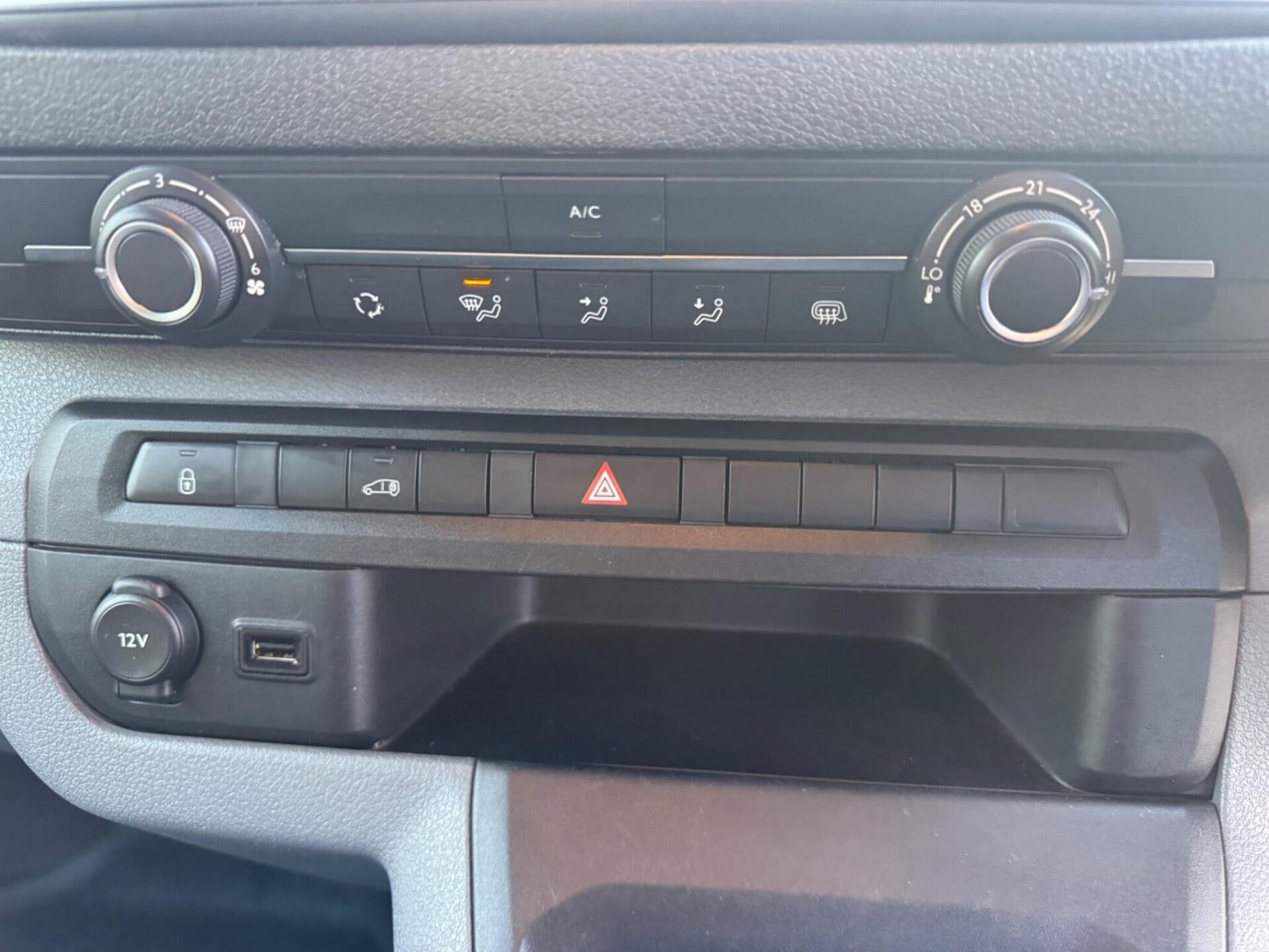 Used Vauxhall Vivaro 2022 for sale - 76476856: Photo 48