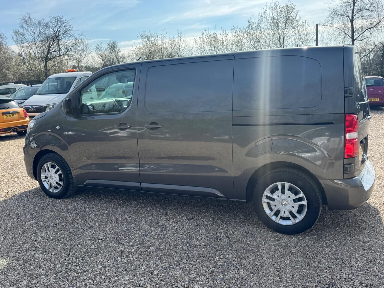 Used Vauxhall Vivaro 2020 for sale - 77963687: Photo 10