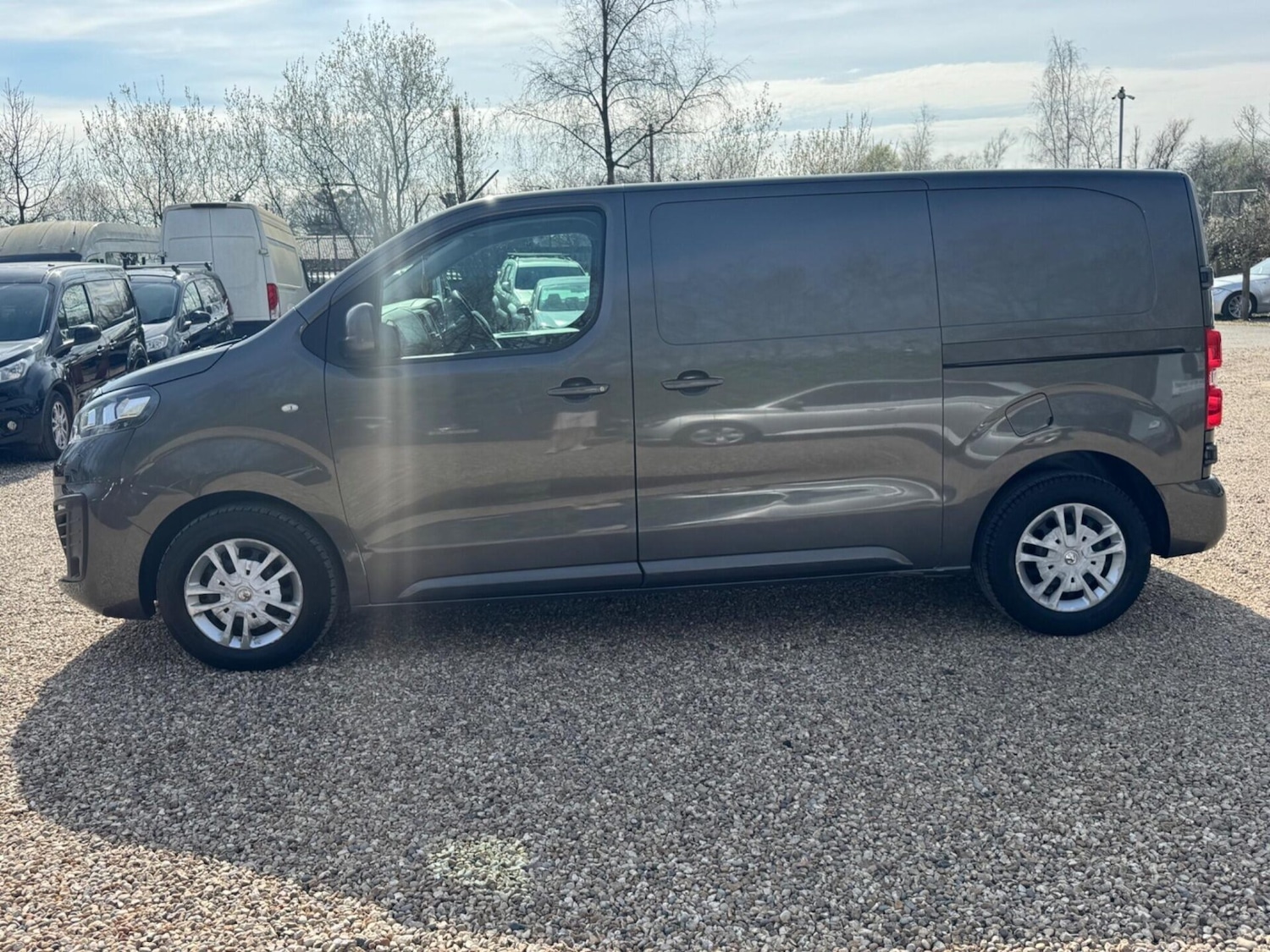 Used Vauxhall Vivaro 2020 for sale - 77963687: Photo 11