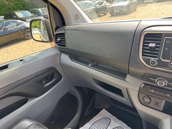 Used Citroen Dispatch 2020 for sale - 75314053: Photo 56