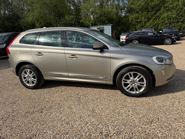 Used Volvo XC60 2014 for sale - 75638402: Photo 19