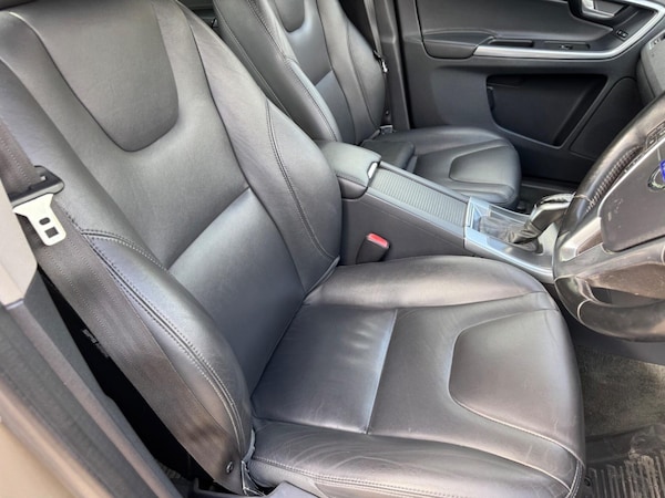 Used Volvo XC60 2014 for sale - 75638402: Photo 26